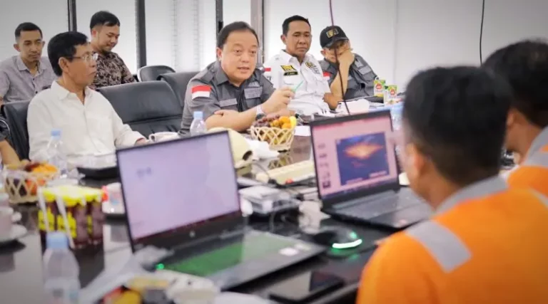 Kunjungan Kerja Komisi III DPRD Provinsi Kalimantan Selatan ke PT AGM di Kabupaten Tapin, 27 Desember 2022. (Foto: Humas Setwan Kalsel)