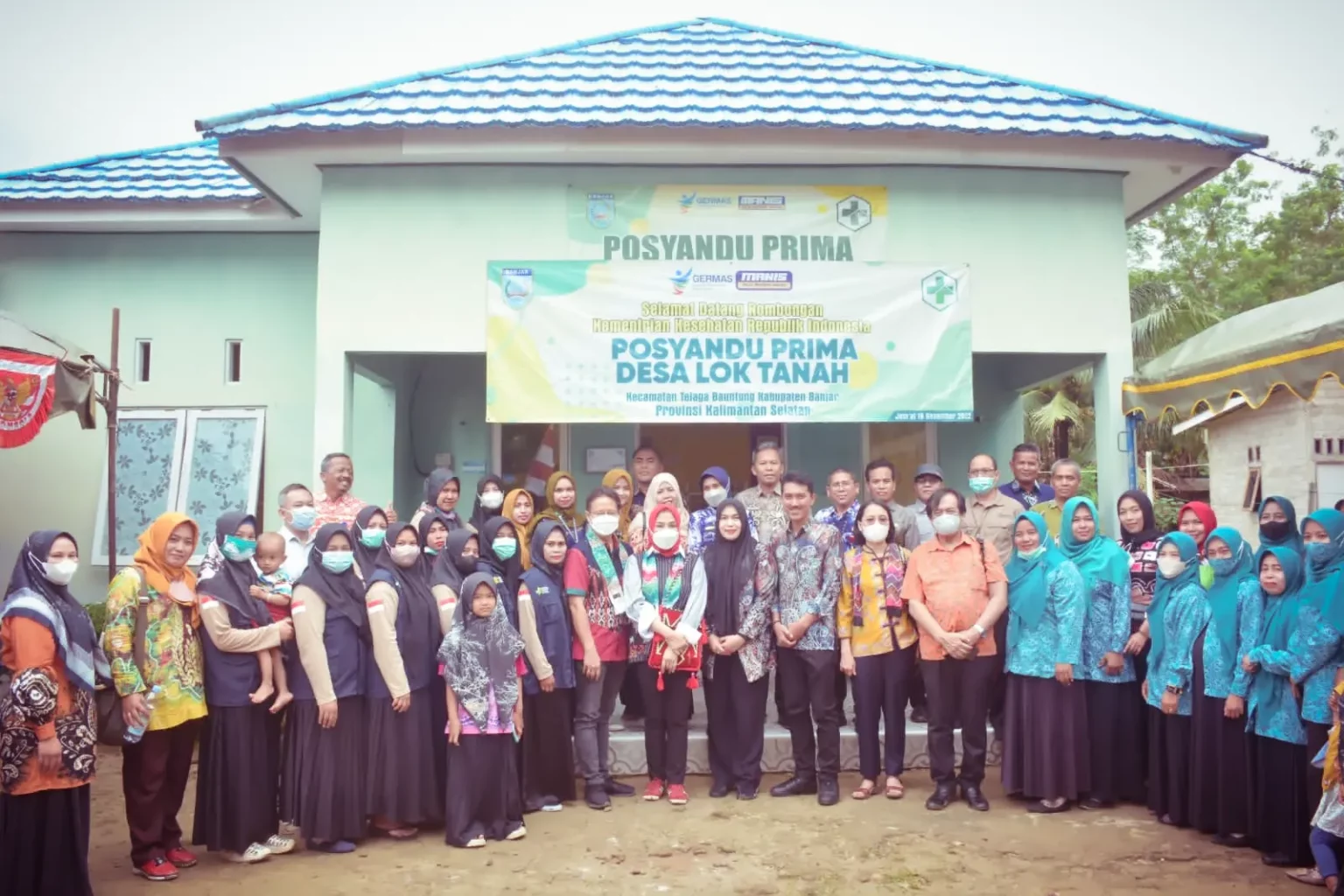 Menteri Kesehatan, Budi Gunadi Sadikin saat peninjauan implementasi posyandu primer di Kecamatan Telaga Bauntung, Kabupaten Banjar (Foto: Kominfo Banjar)