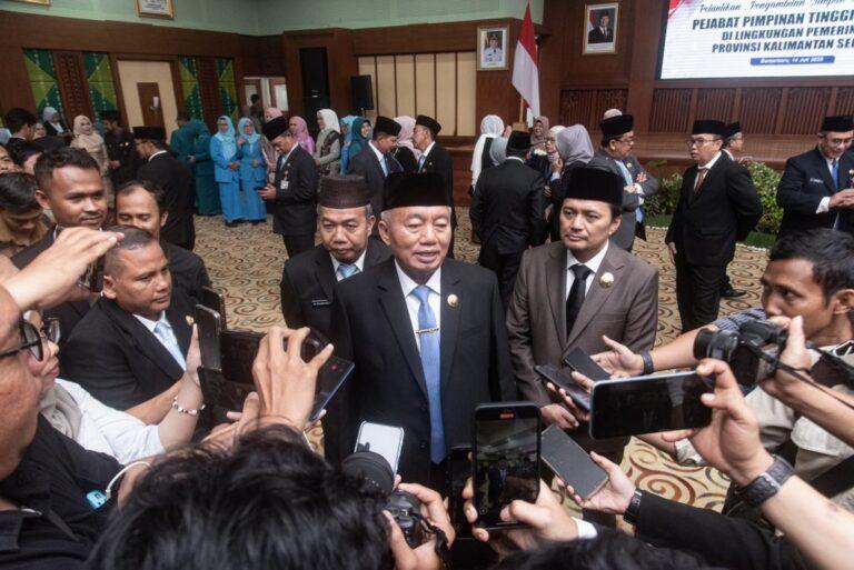 Gubernur Kalsel Lantik 18 Pejabat Eselon II: Kita Lihat 6 Bulan Baik atau Tidak