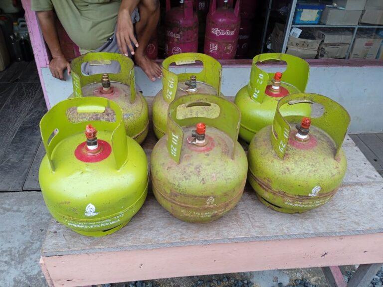 Warga di Kotabaru Keluhkan Harga Gas LPG 3Kg Melambung, Capai Rp60 Ribu