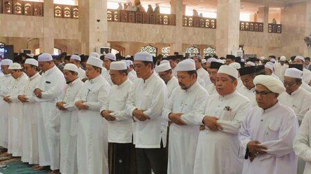 Peringati Hari Jadi ke-75 Kalsel, Pemprov Gelar Batamat Al-Qur'an dan Salat Hajat